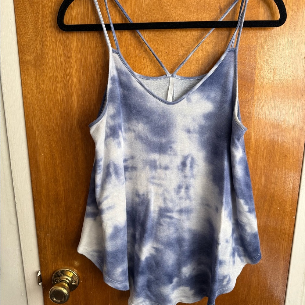 Tresics Blue and White Tie-Dye Camisole